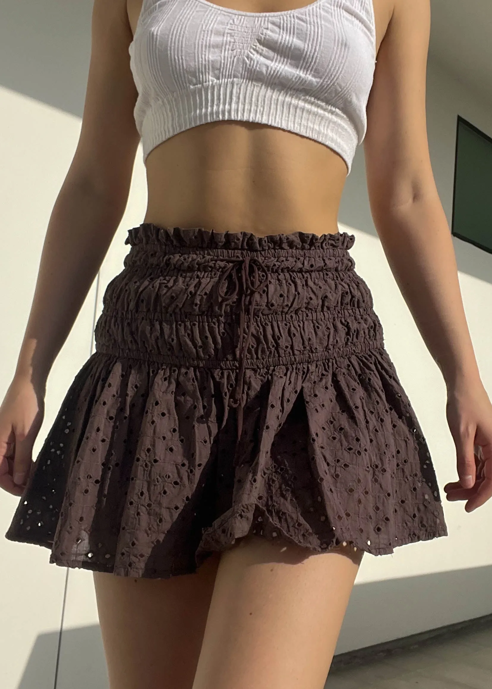 2000’s Brown Eyelet Scrunch Mini Skirt (S)