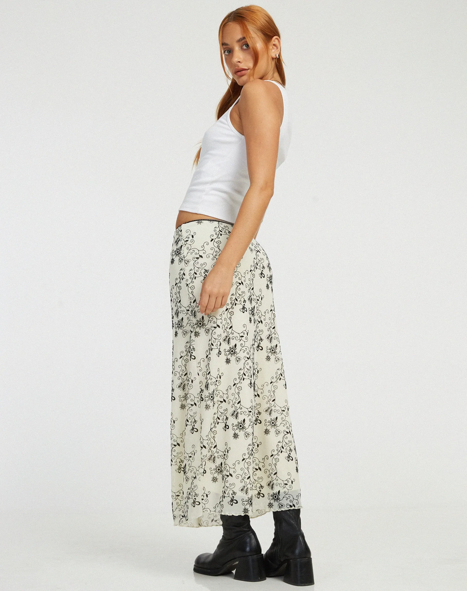 Lassie Maxi Skirt in Butterfly Vine Flock White