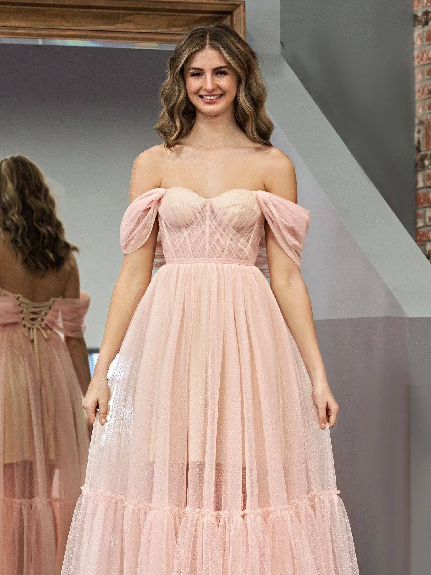 Nova | A-Line Tulle Sweetheart Tea-Length Homecoming Dress